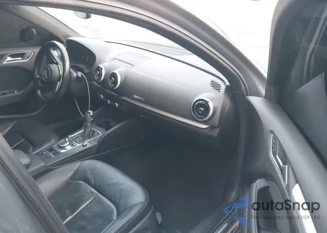 2017 Audi A3 2.0T Premium z USA, uszkodzony, nr VIN WAUAUGFFXH1051246